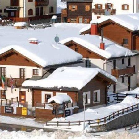 Chalet Pineta Livigno Eksteriør bilde