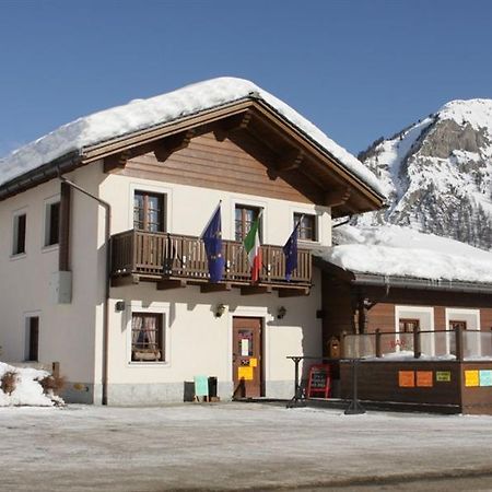 Chalet Pineta Livigno Eksteriør bilde